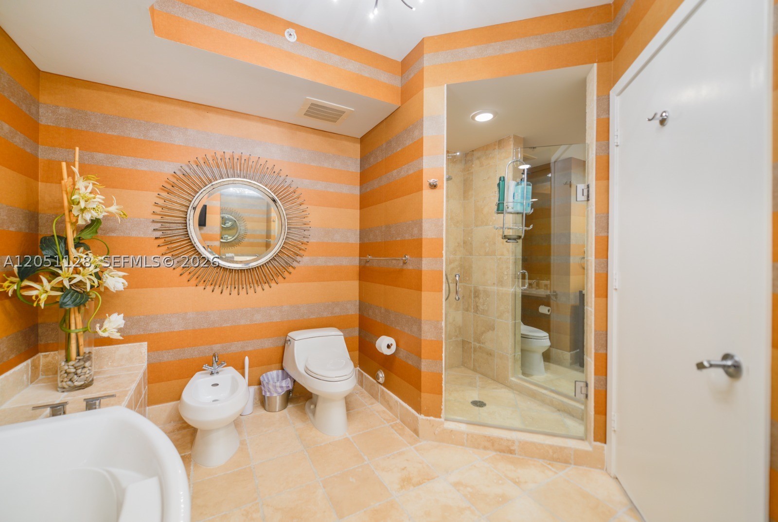 TRUMP ROYALE CONDO - Residential