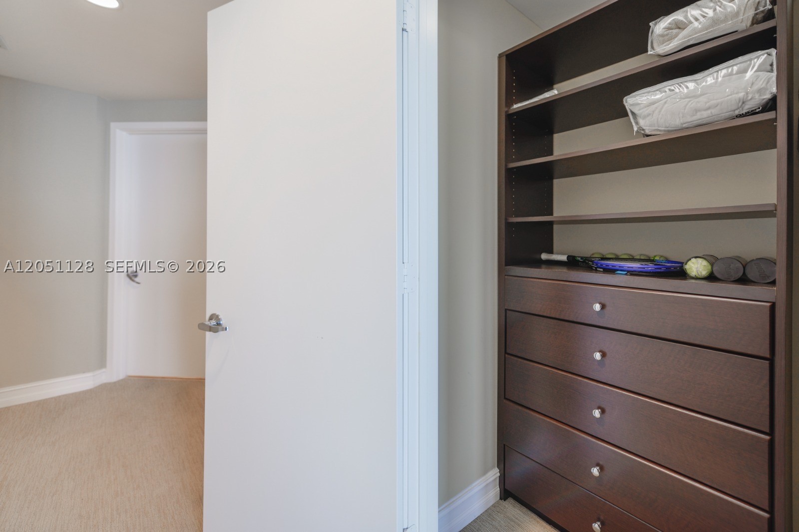 TRUMP ROYALE CONDO - Residential