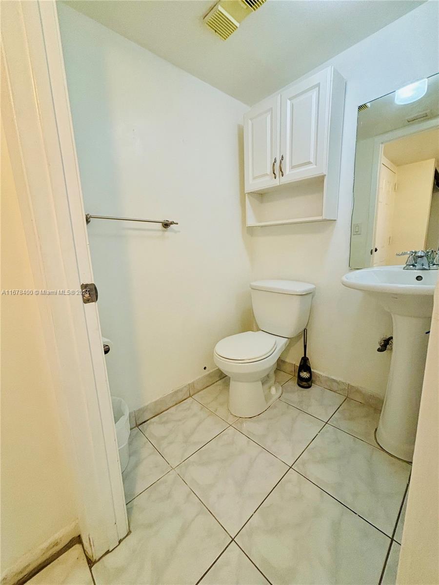 BRICKELL KEY II CONDO - Residential