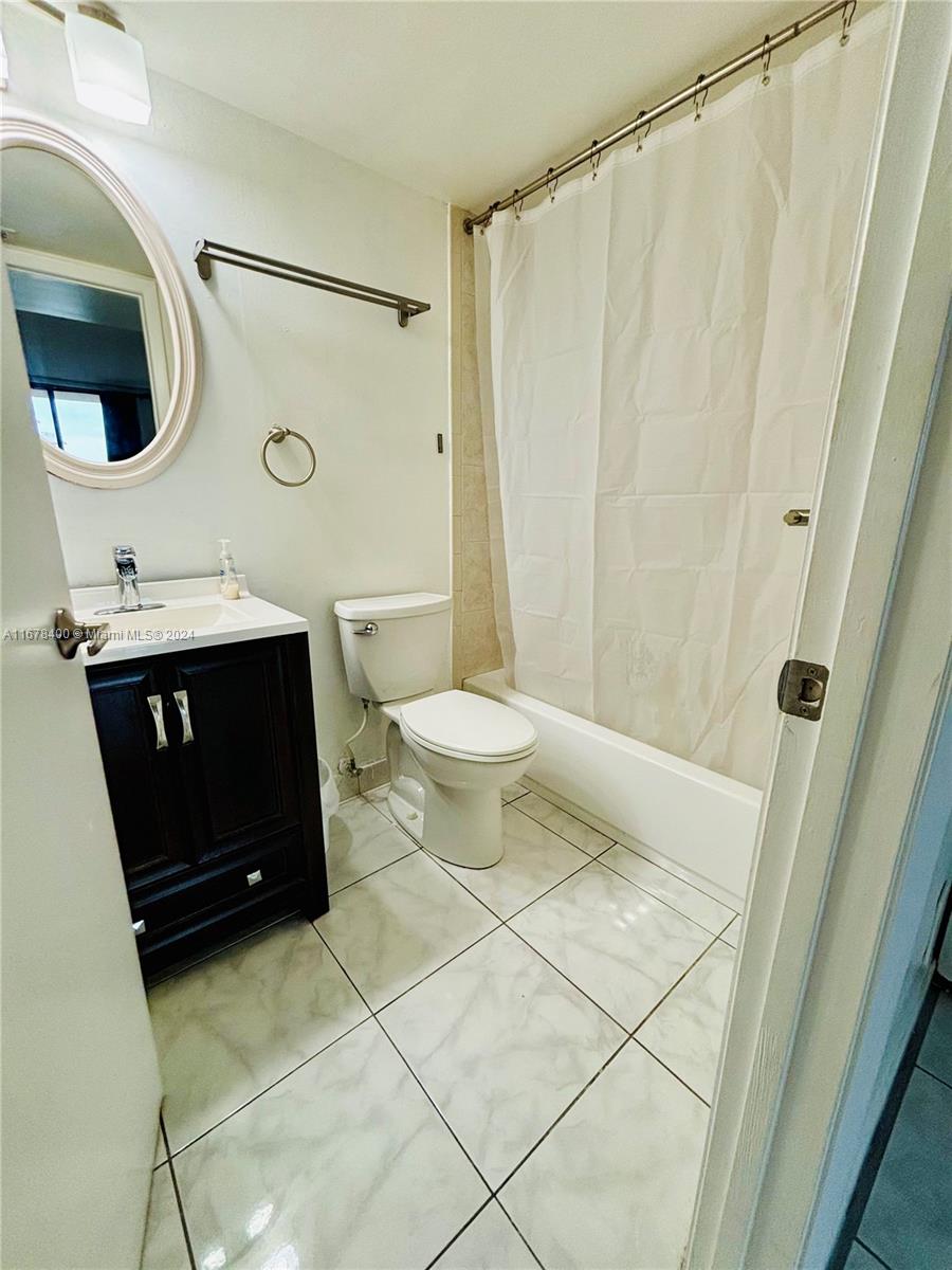 BRICKELL KEY II CONDO - Residential