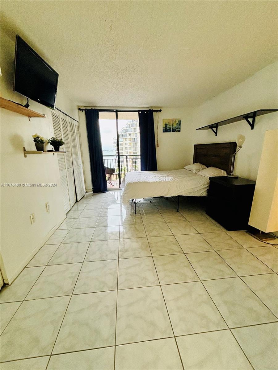 BRICKELL KEY II CONDO - Residential