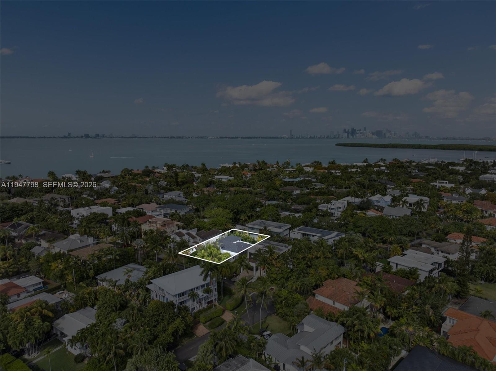 TROPICAL ISLE HOMES SUB 3 - Residential