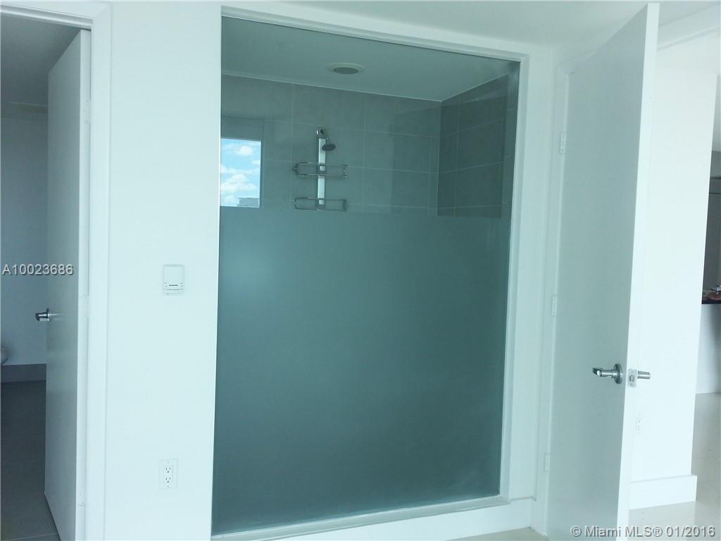 MINT CONDOMINIUM - Residential Lease