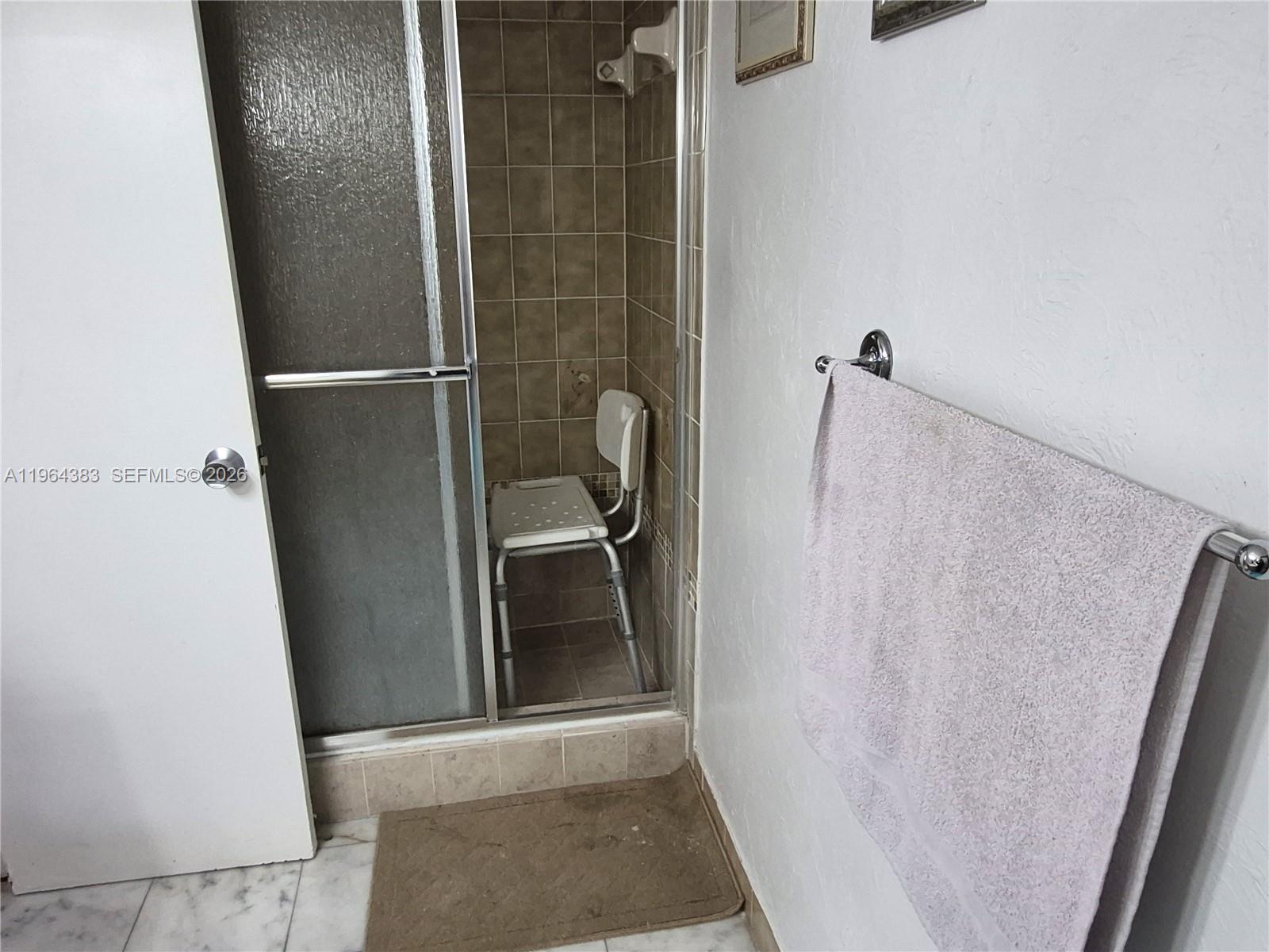 INTERNATIONAL PARK CONDO - Residential