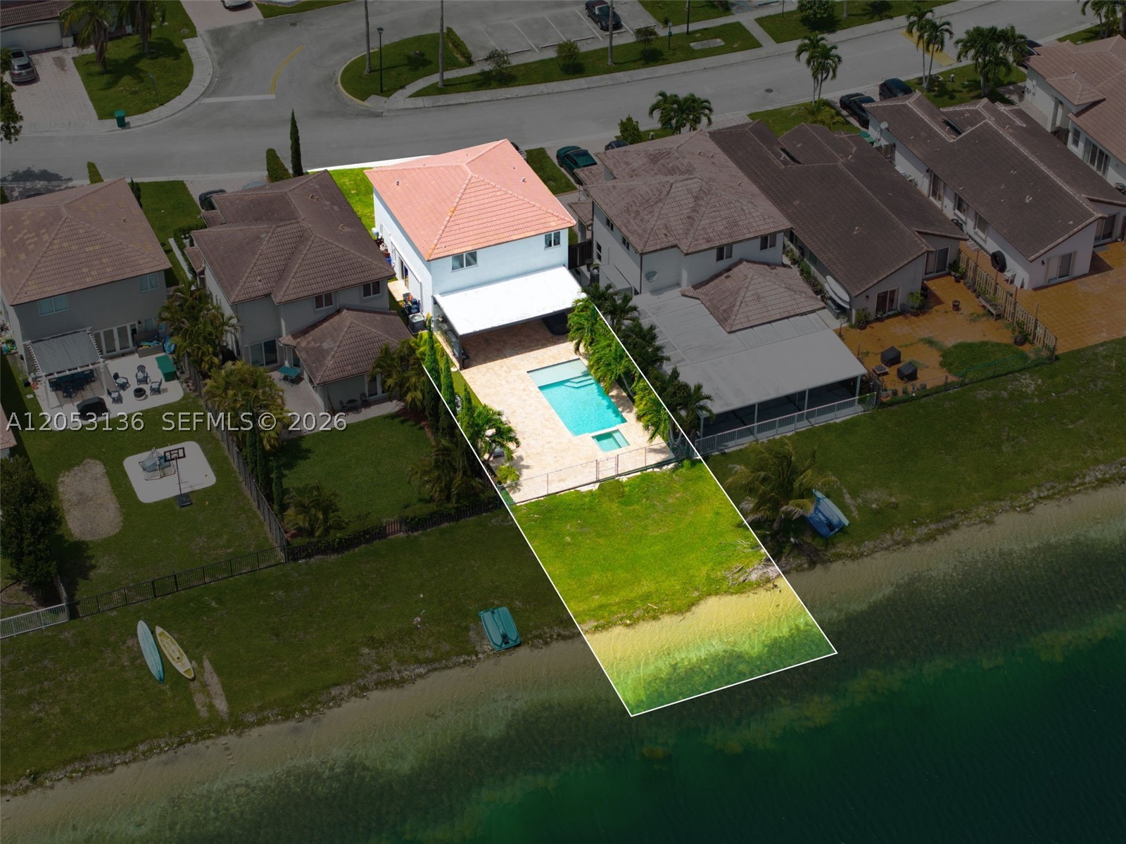 FOUR LAKES SEC 7 - Residential
