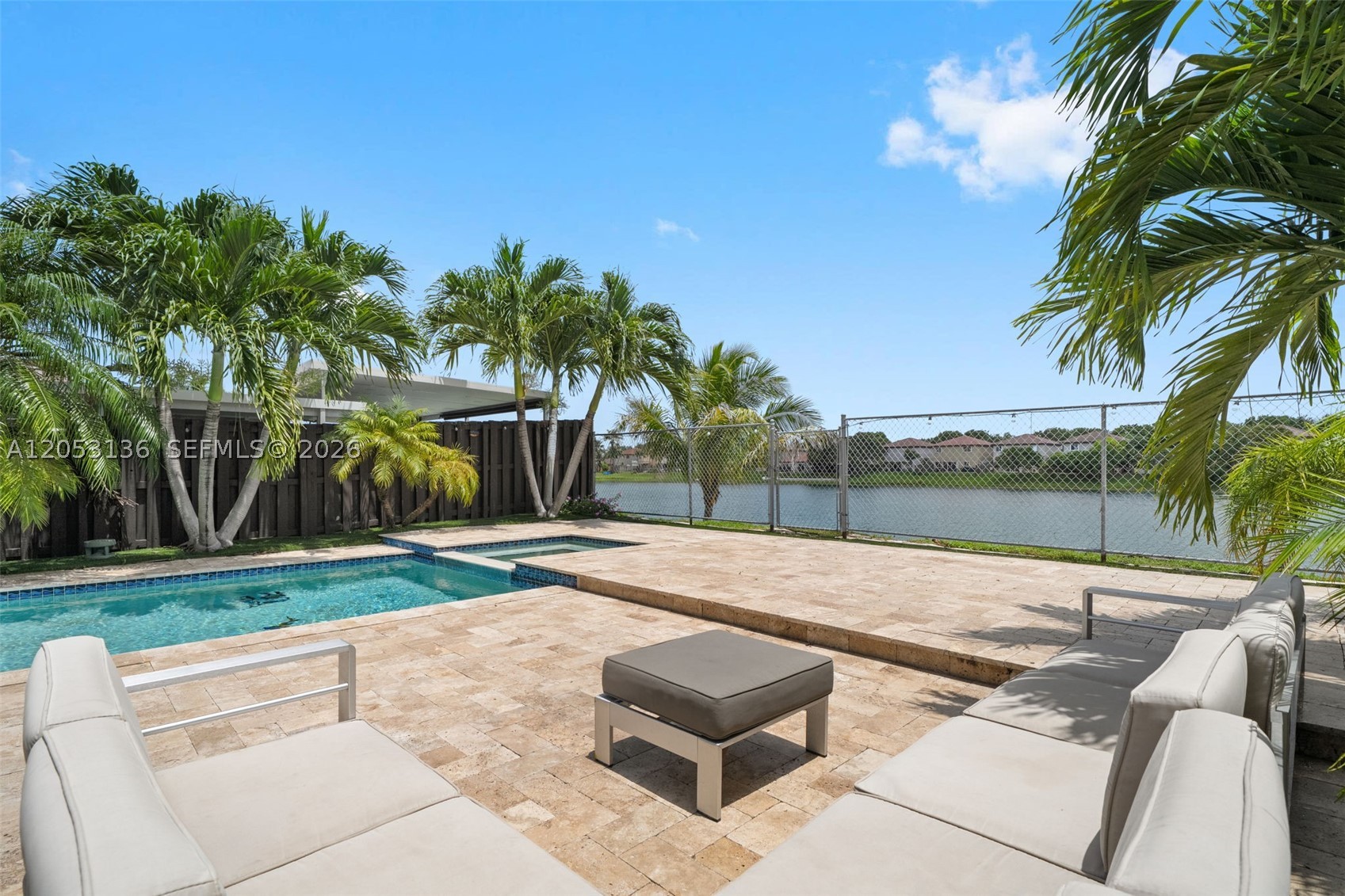FOUR LAKES SEC 7 - Residential