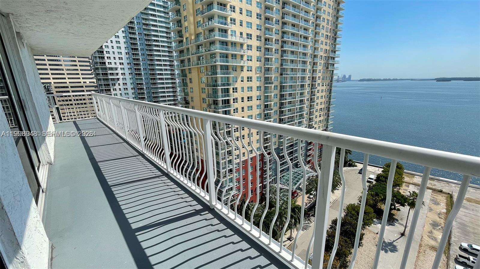 Spectacular sky residence in the heart of Brickell offering ocean views from balcony. Spacious wrap around balcony 3B/2B – Most desirable line of the building. Protected view. TURNKEY, perfect floorplan. Full-service resort-style building w/: Concierge, Valet, 2 Pools, Jacuzzi, State-of-the-art Gym, Sauna, Game Room, Social Lounge, Kids Room, BBQ Area. Steps away from best restaurants & shopping in Miami. Just minutes from Beaches & MIA Airport. Low HOA includes Ultra-High Speed Internet, HD Cable and Water. Perfect 2nd home or investment property/Airbnb. NO SHORT TERM RENTAL RESTRICTIONS. Incredible ROI. MUST SEE!