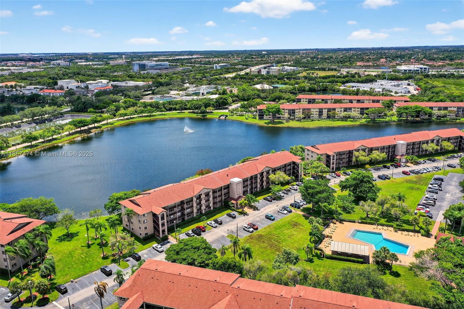 SUFFOLK AT CENTURY VILLAG - Residential Lease