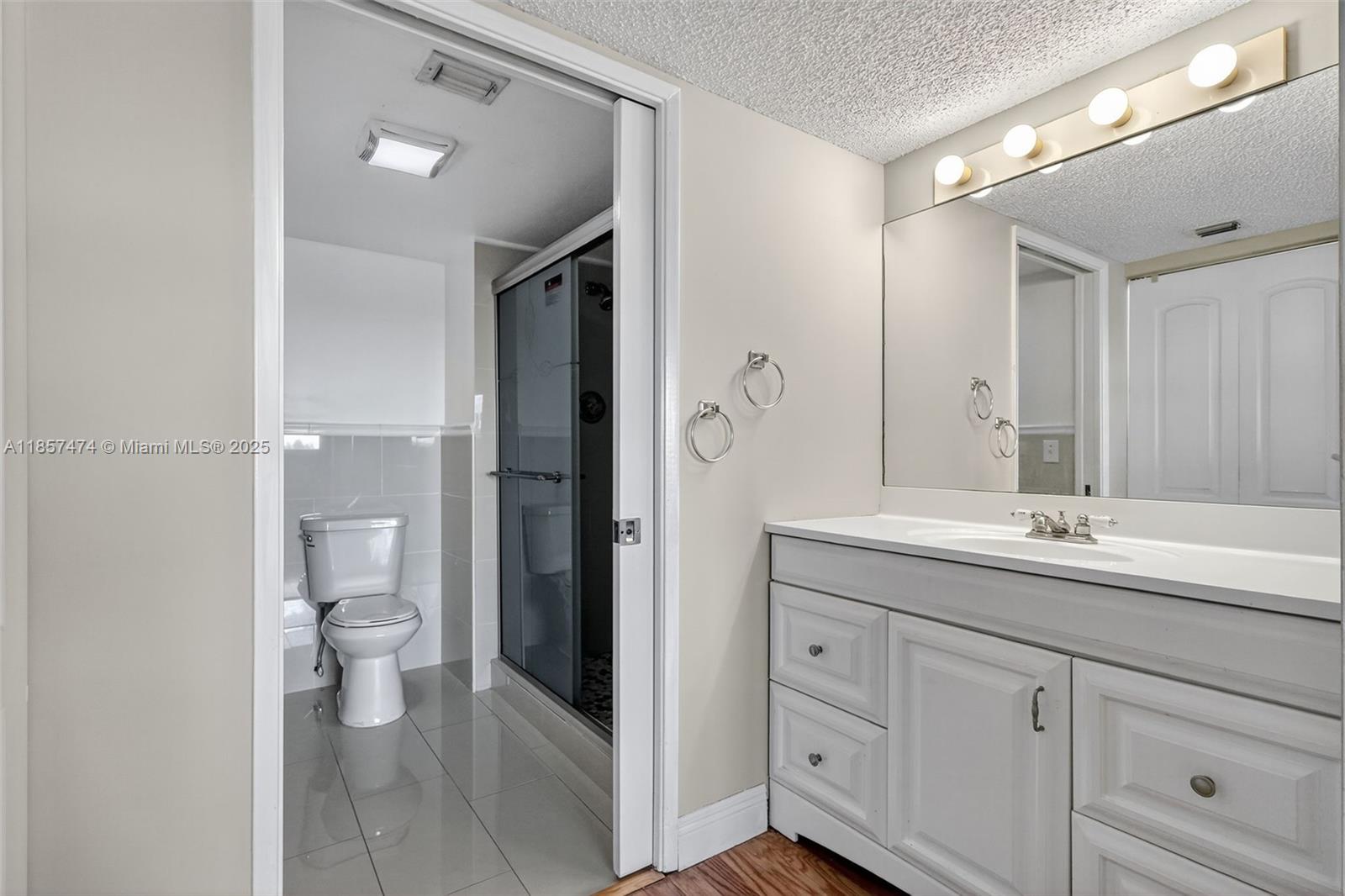 SUFFOLK AT CENTURY VILLAG - Residential Lease