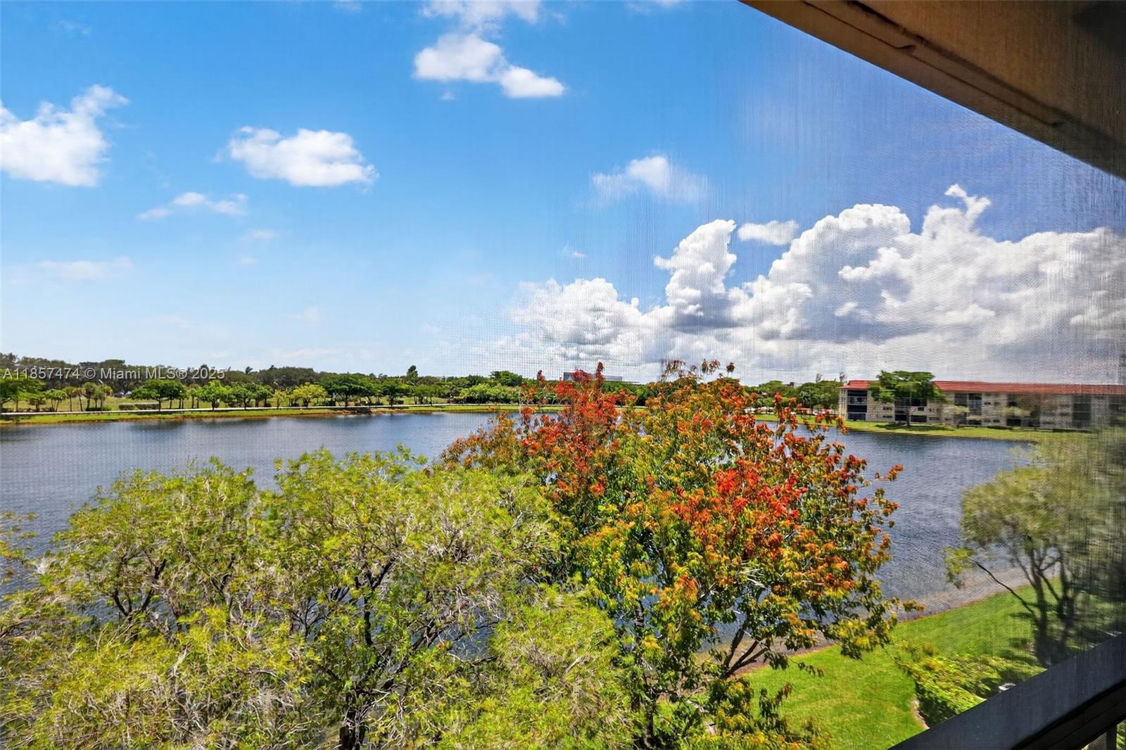SUFFOLK AT CENTURY VILLAG - Residential Lease