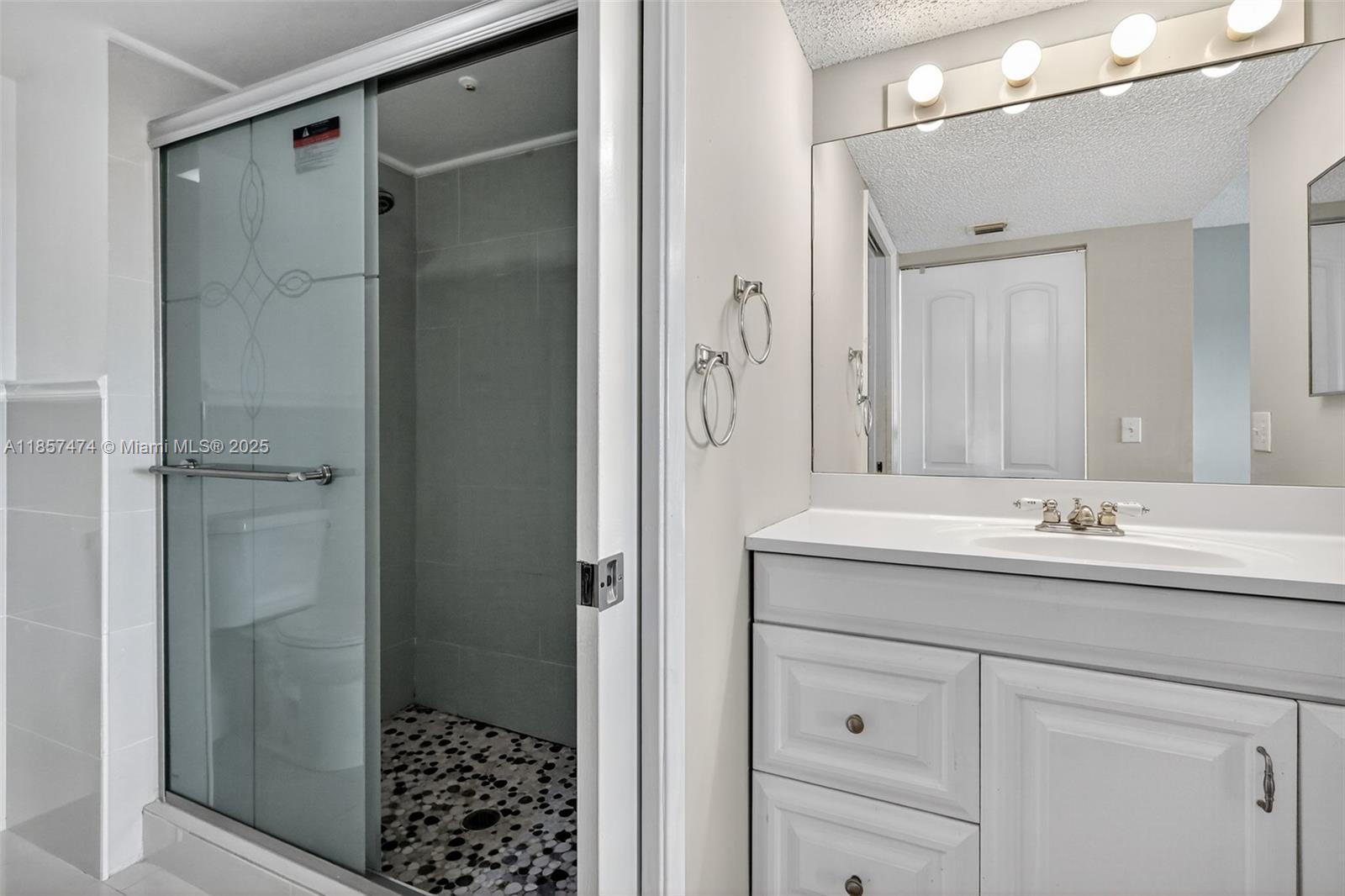 SUFFOLK AT CENTURY VILLAG - Residential Lease