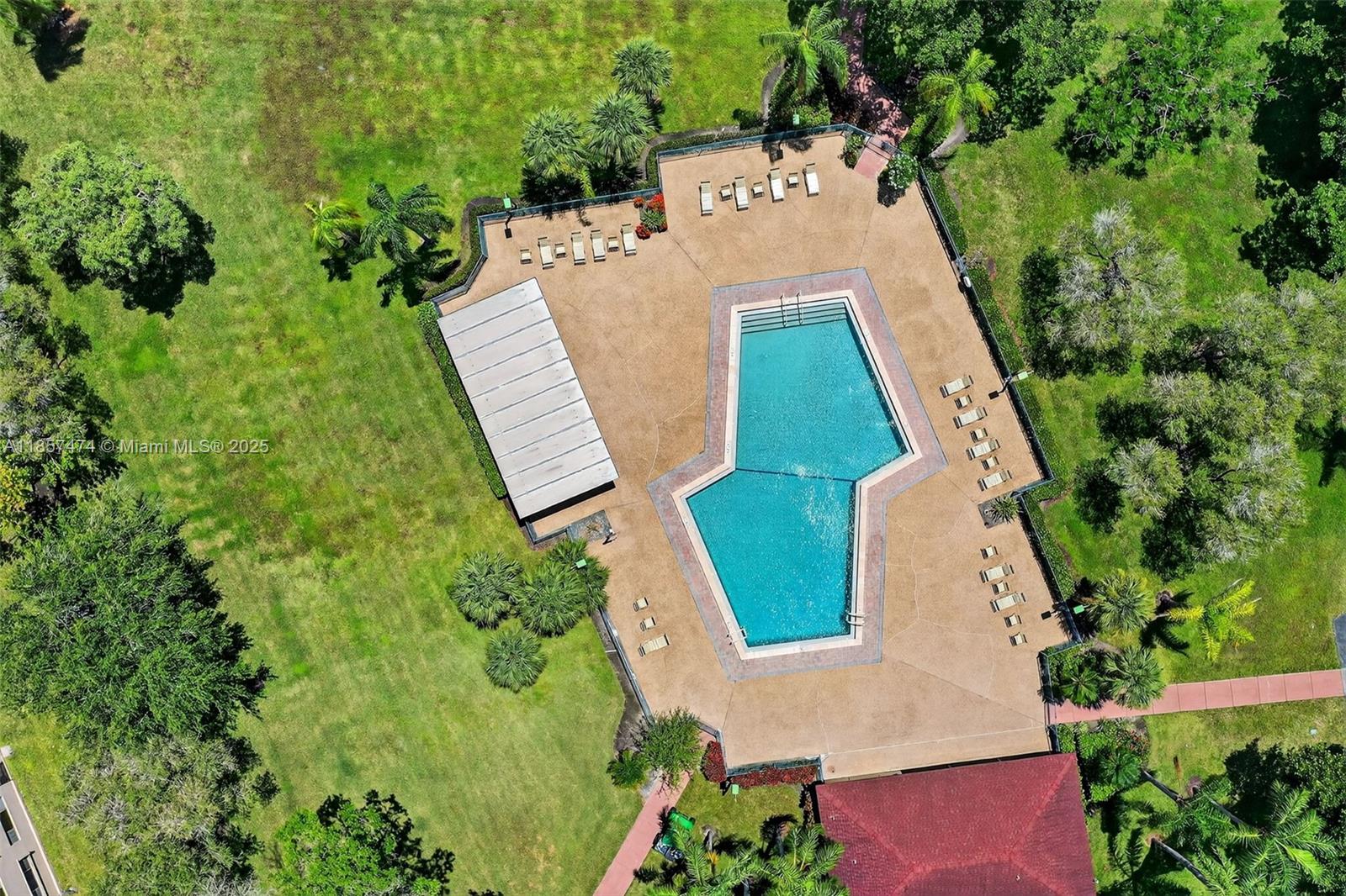 SUFFOLK AT CENTURY VILLAG - Residential Lease