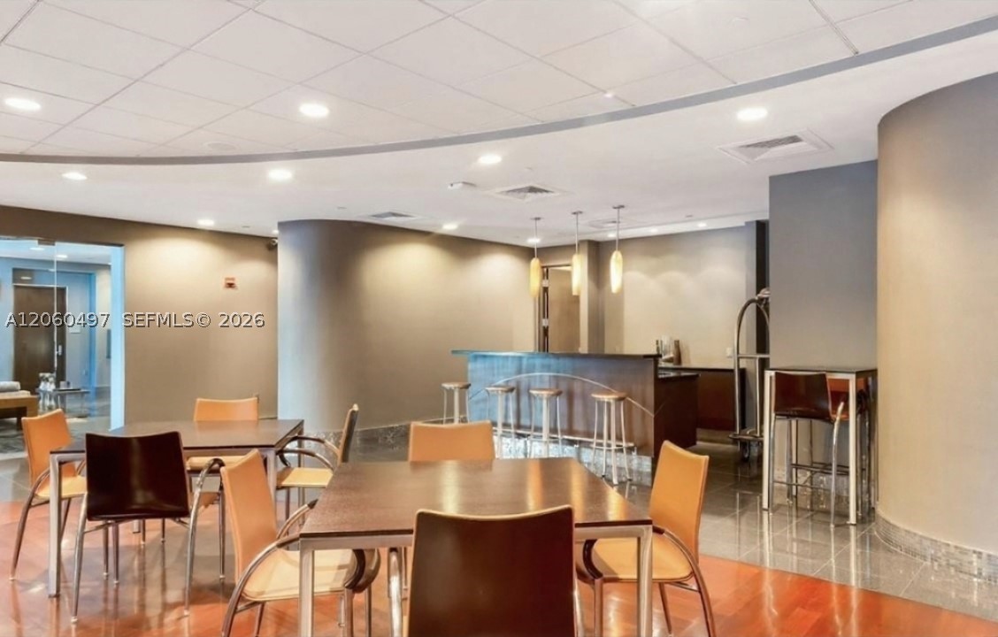 AZURE CONDO - Residential