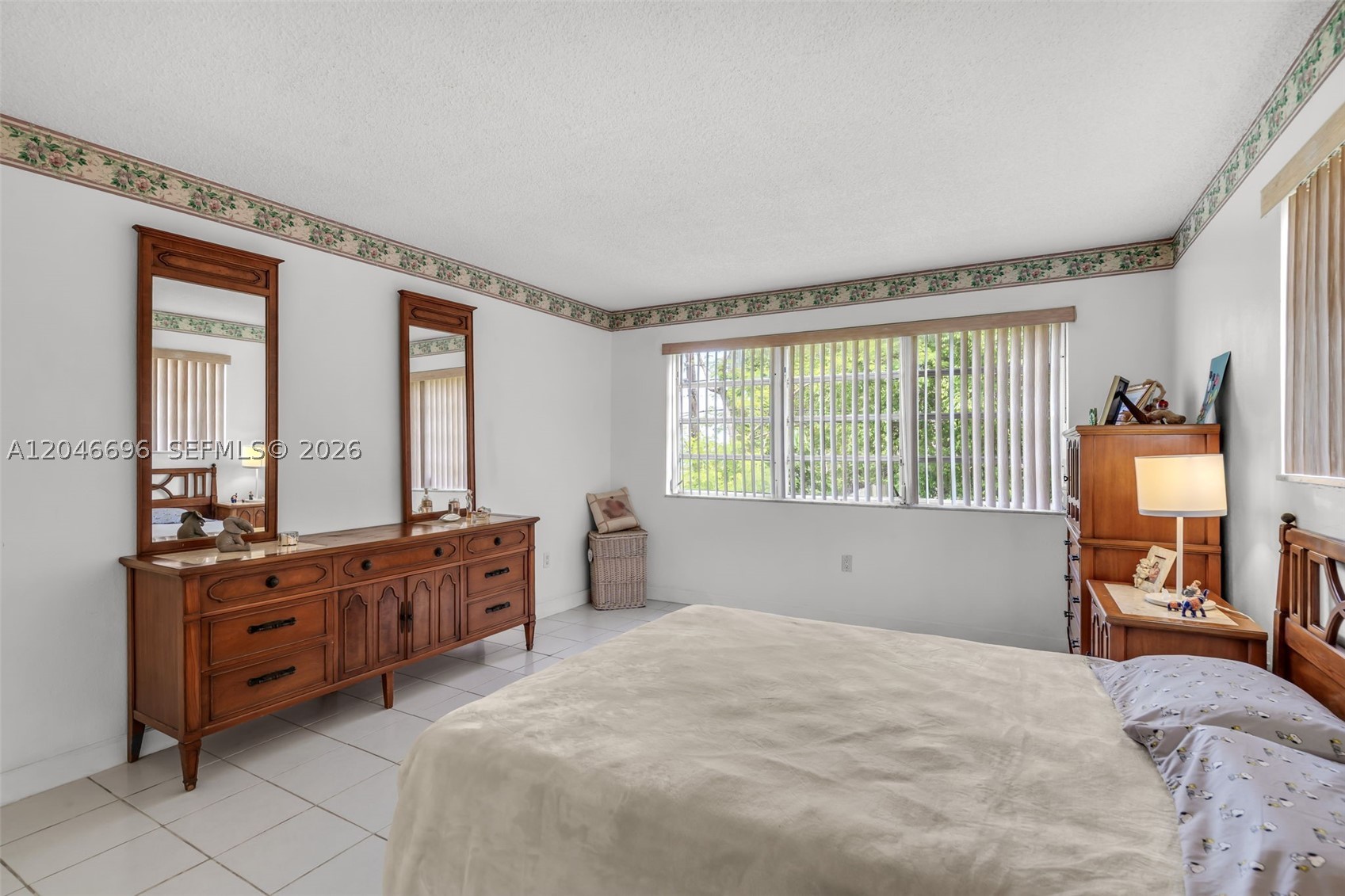 RO-MONT SOUTH CONDO H - Residential