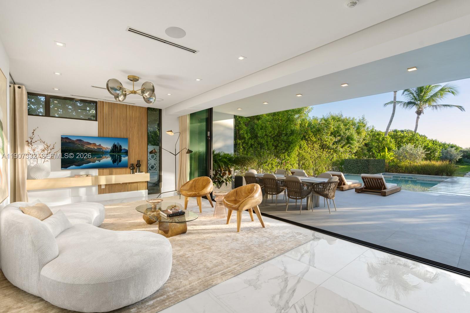 ALTOS DEL MAR NO 1 - Residential