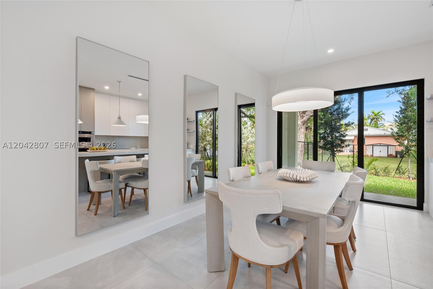 AMND MIAMI SUBURBAN ACRES - Residential