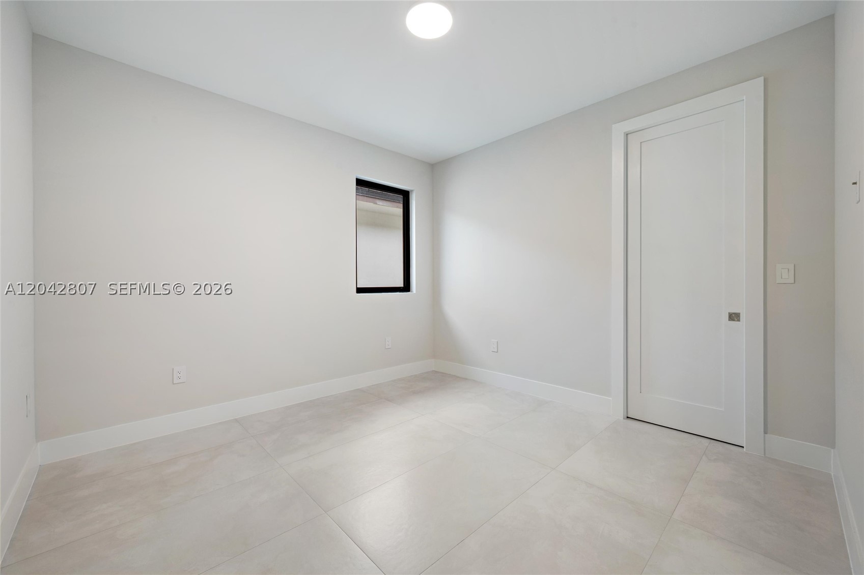AMND MIAMI SUBURBAN ACRES - Residential