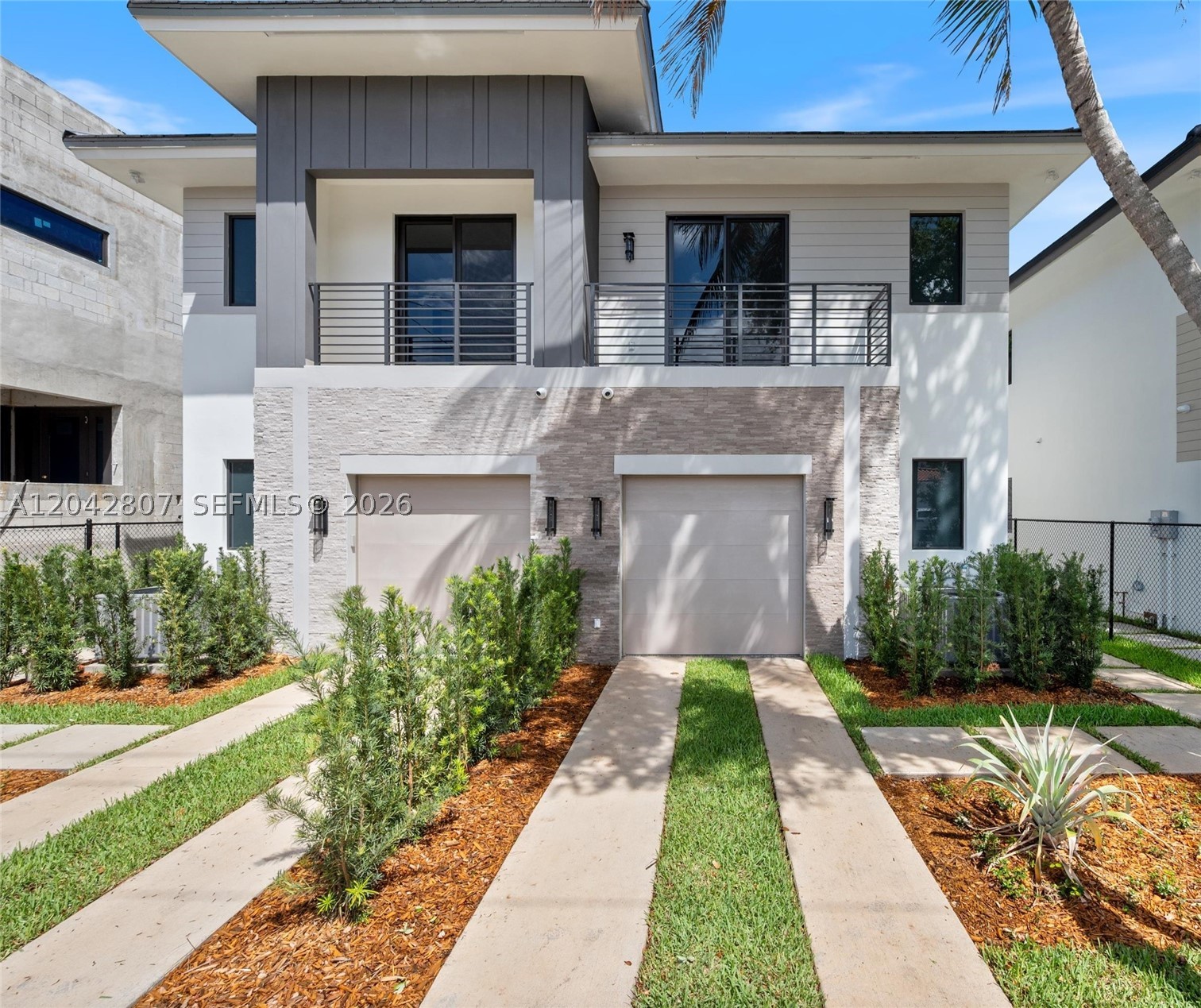 AMND MIAMI SUBURBAN ACRES - Residential