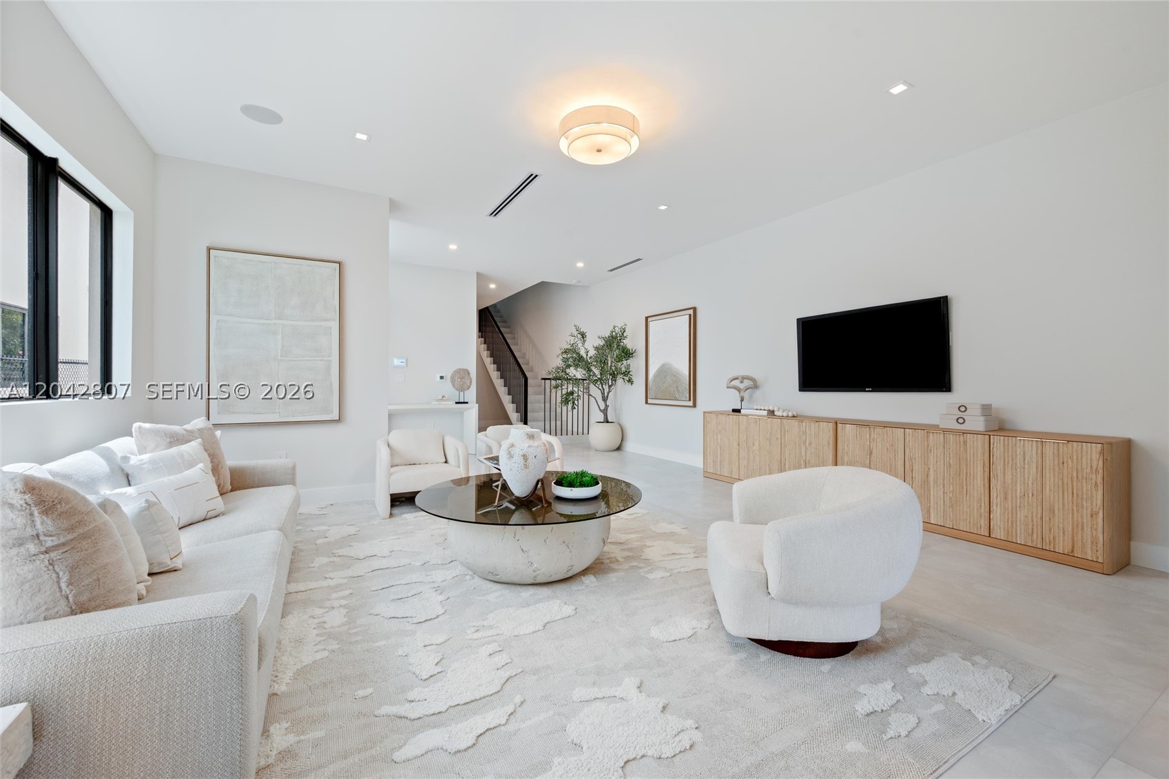 AMND MIAMI SUBURBAN ACRES - Residential