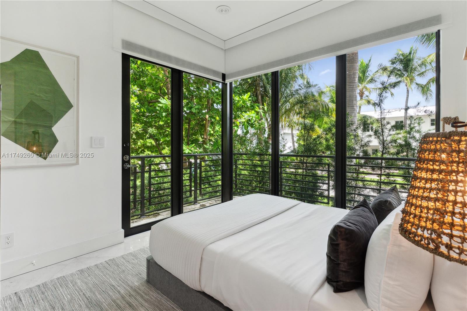 BISCAYNE KEY ESTATES - Residential