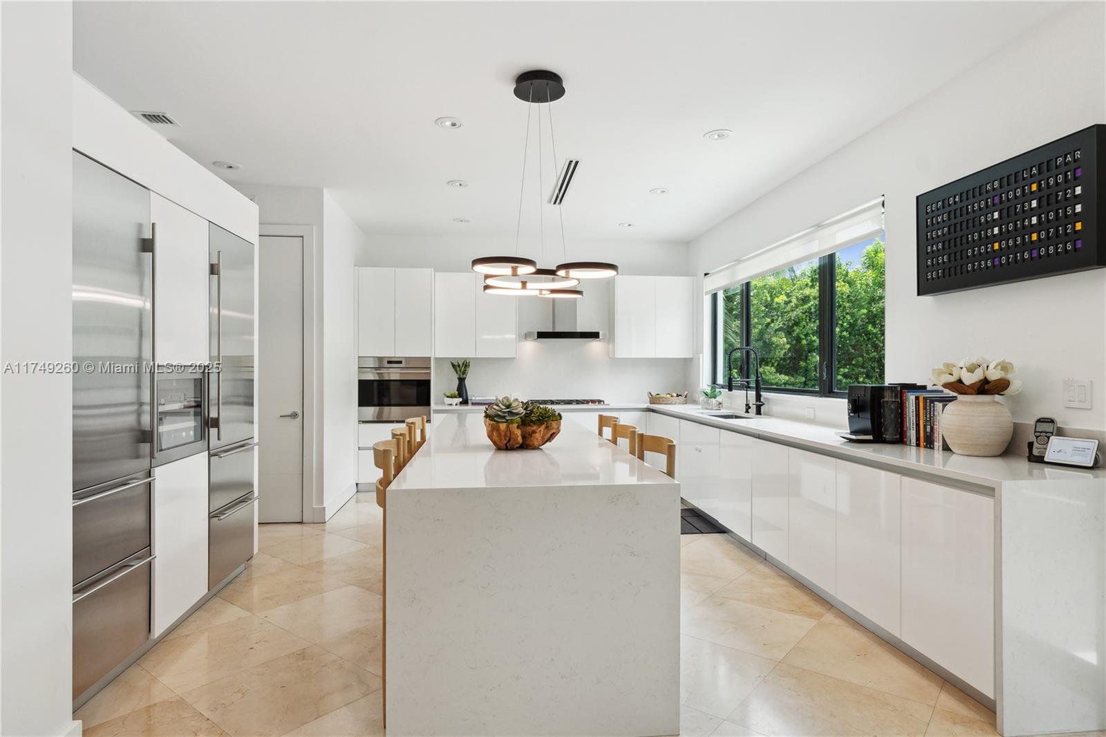 BISCAYNE KEY ESTATES - Residential