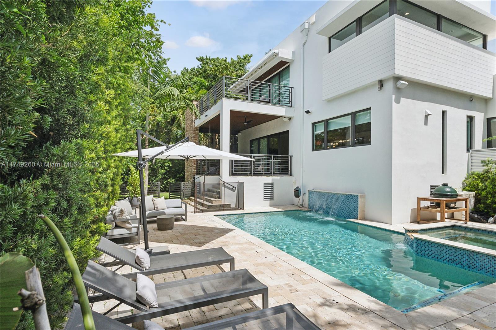 BISCAYNE KEY ESTATES - Residential