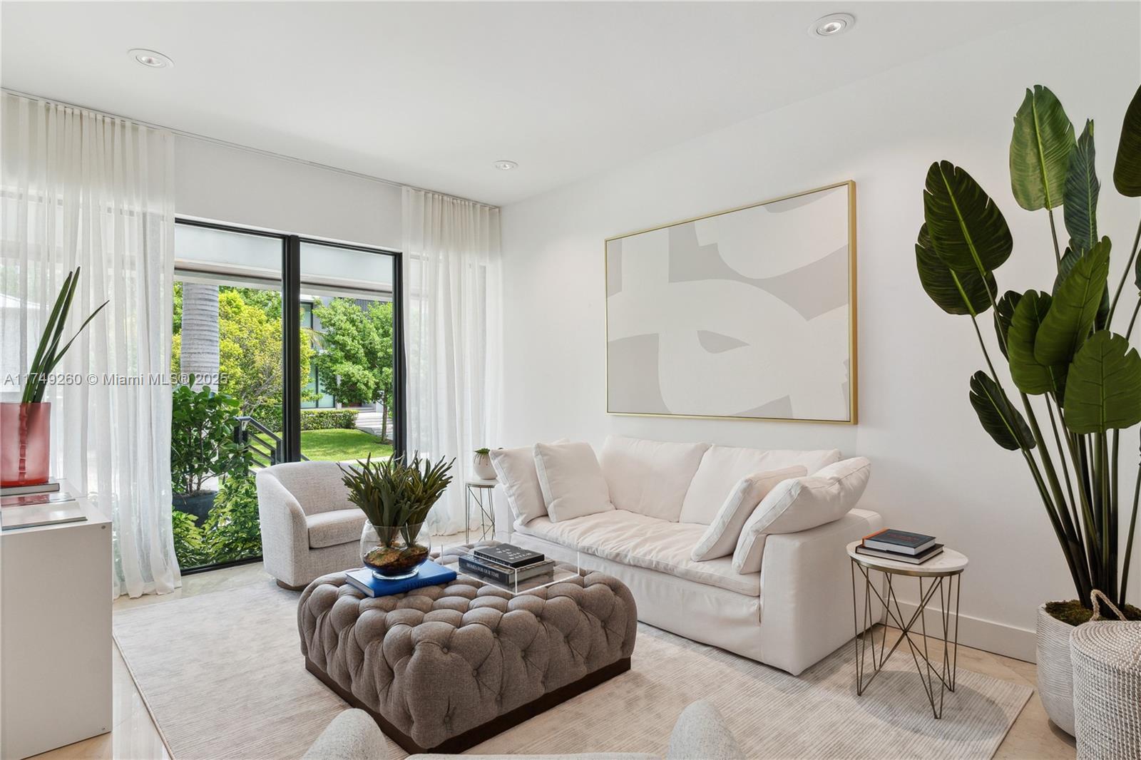 BISCAYNE KEY ESTATES - Residential