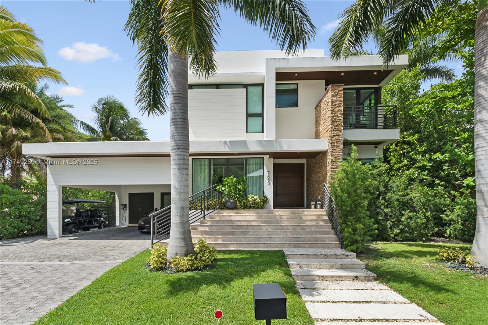 BISCAYNE KEY ESTATES - Residential