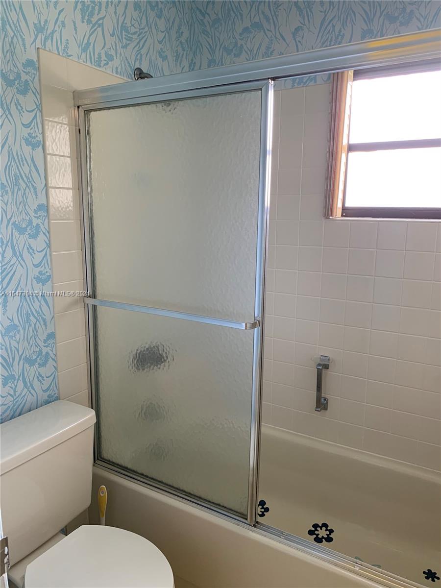 GREENTREE VILLAS CONDO - Residential Lease