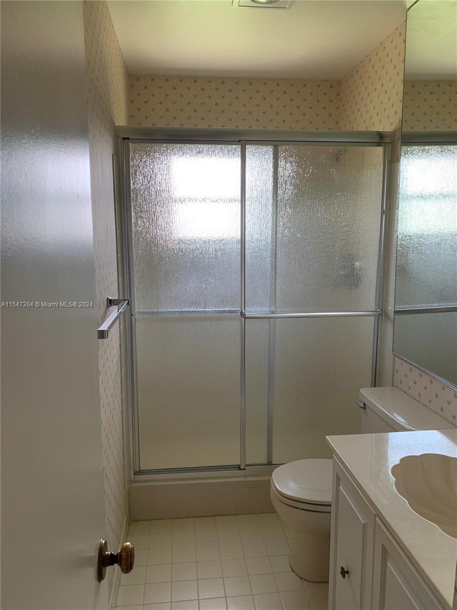 GREENTREE VILLAS CONDO - Residential Lease