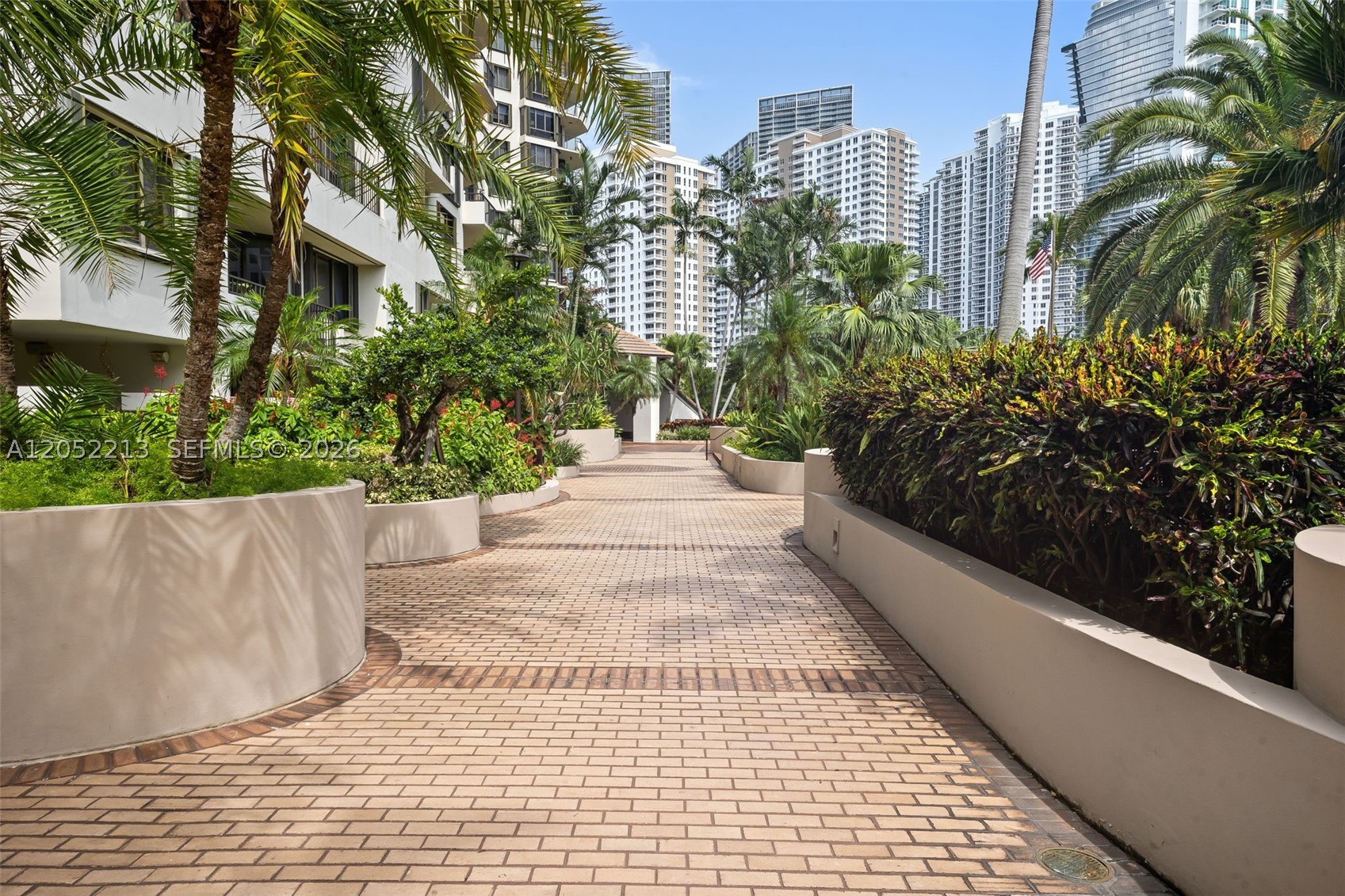 BRICKELL KEY ONE CONDO - Residential Lease