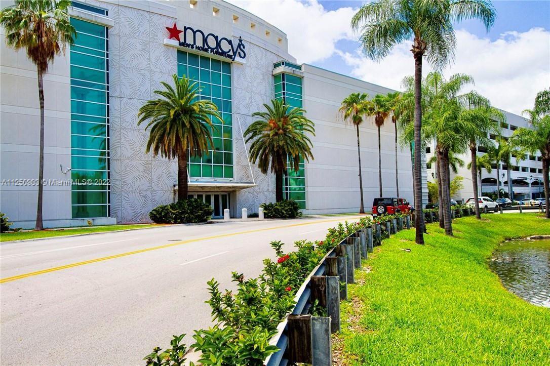 THE AVENTURA BEACH CLUB C - Residential