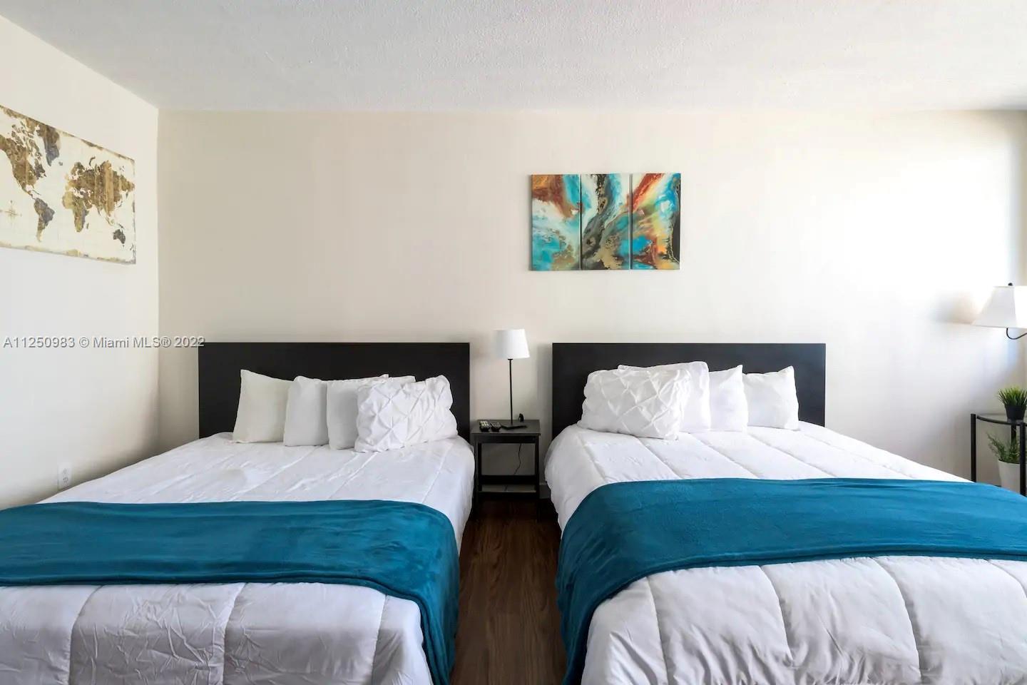 THE AVENTURA BEACH CLUB C - Residential