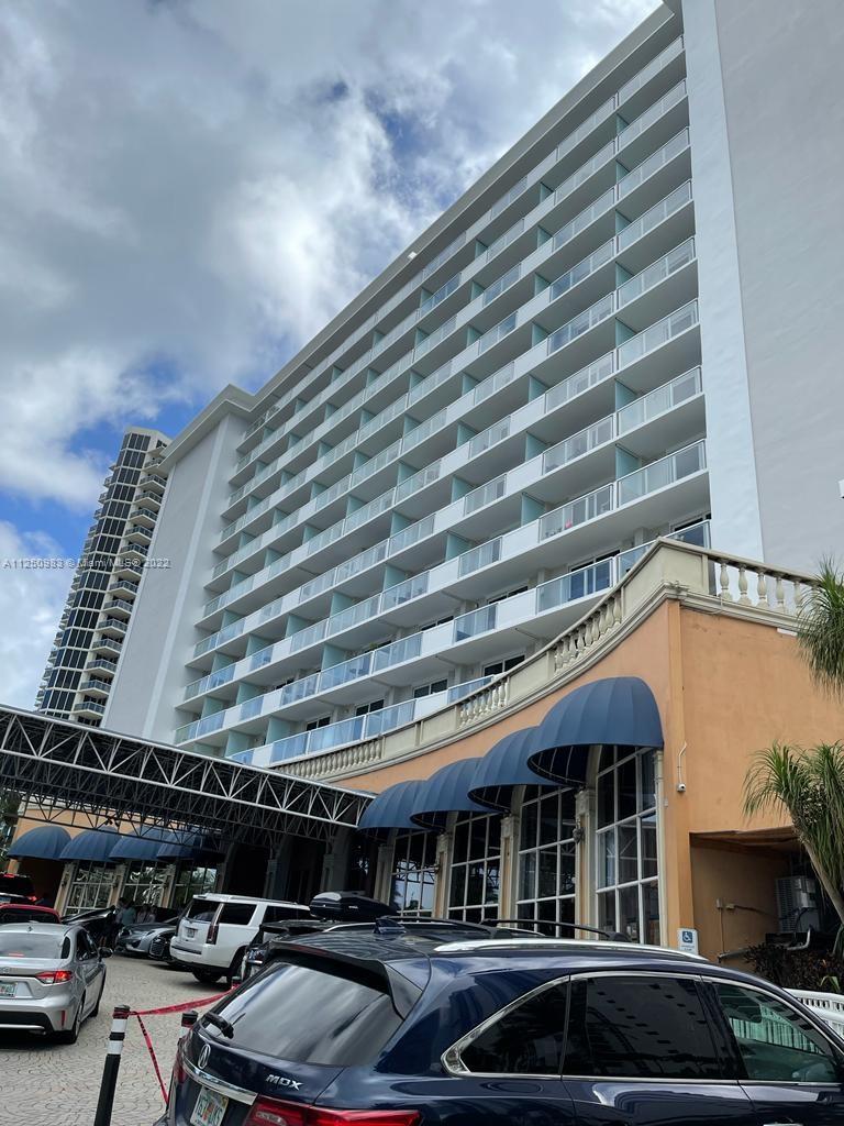 THE AVENTURA BEACH CLUB C - Residential
