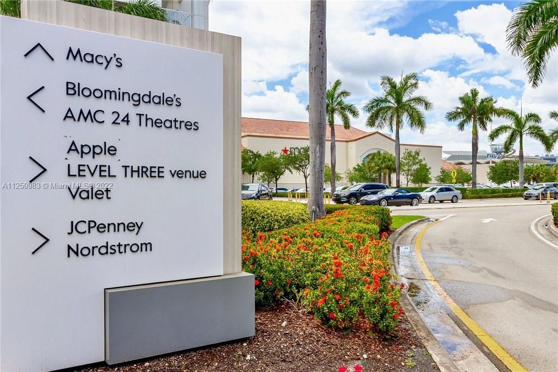 THE AVENTURA BEACH CLUB C - Residential