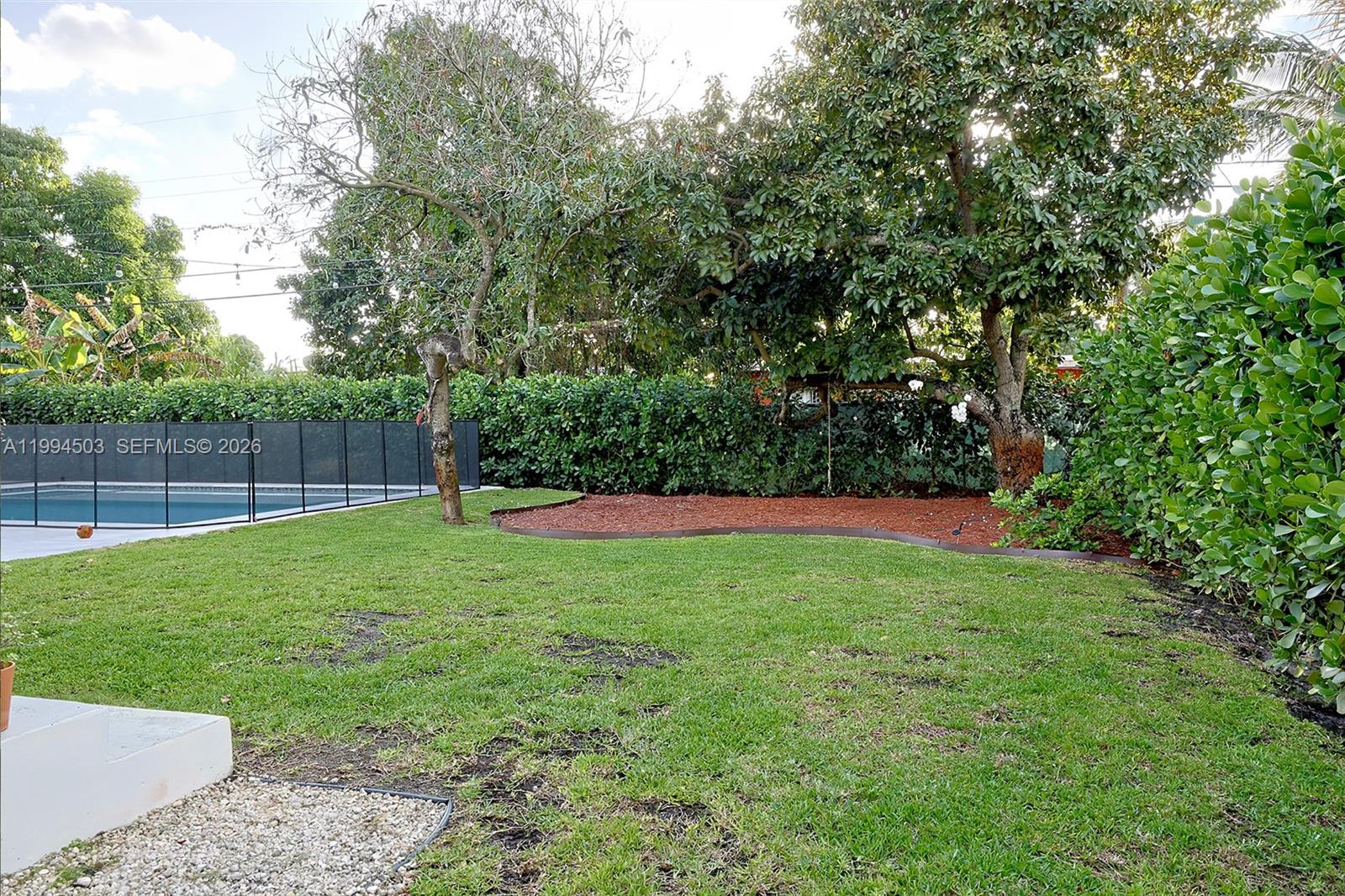 SHORELAND HEIGHTS - Residential
