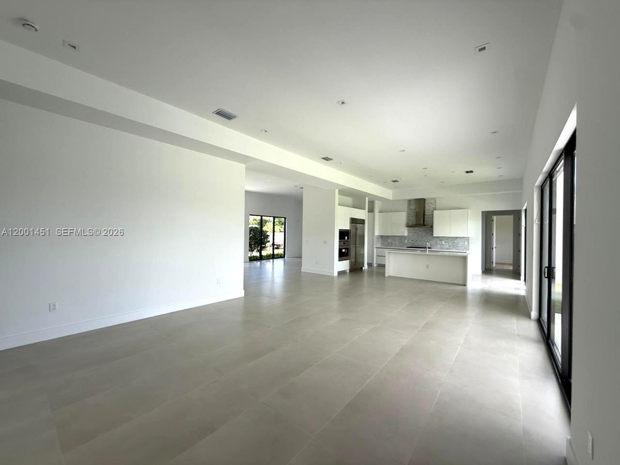 WESTON ESTATES - Residential