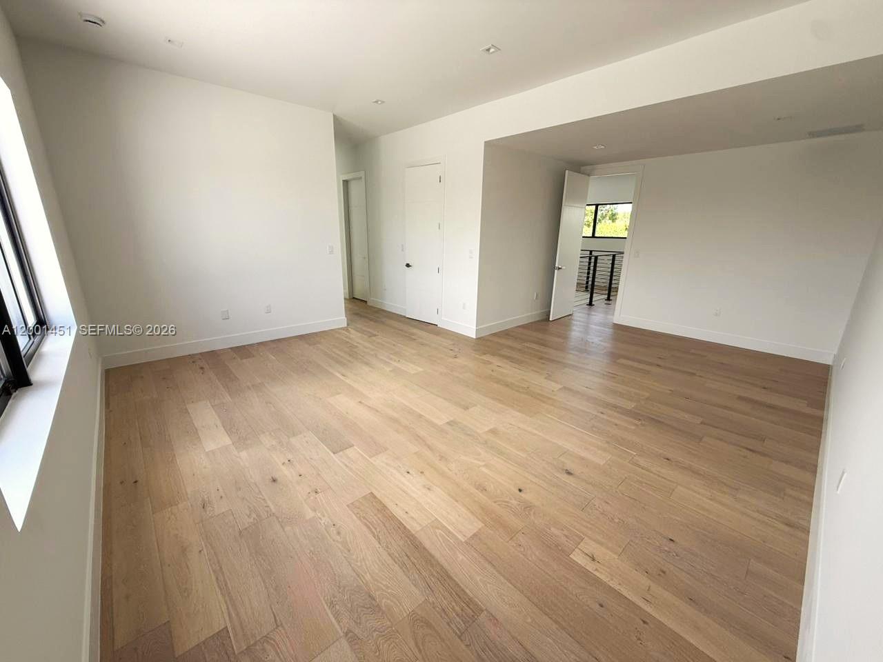 WESTON ESTATES - Residential