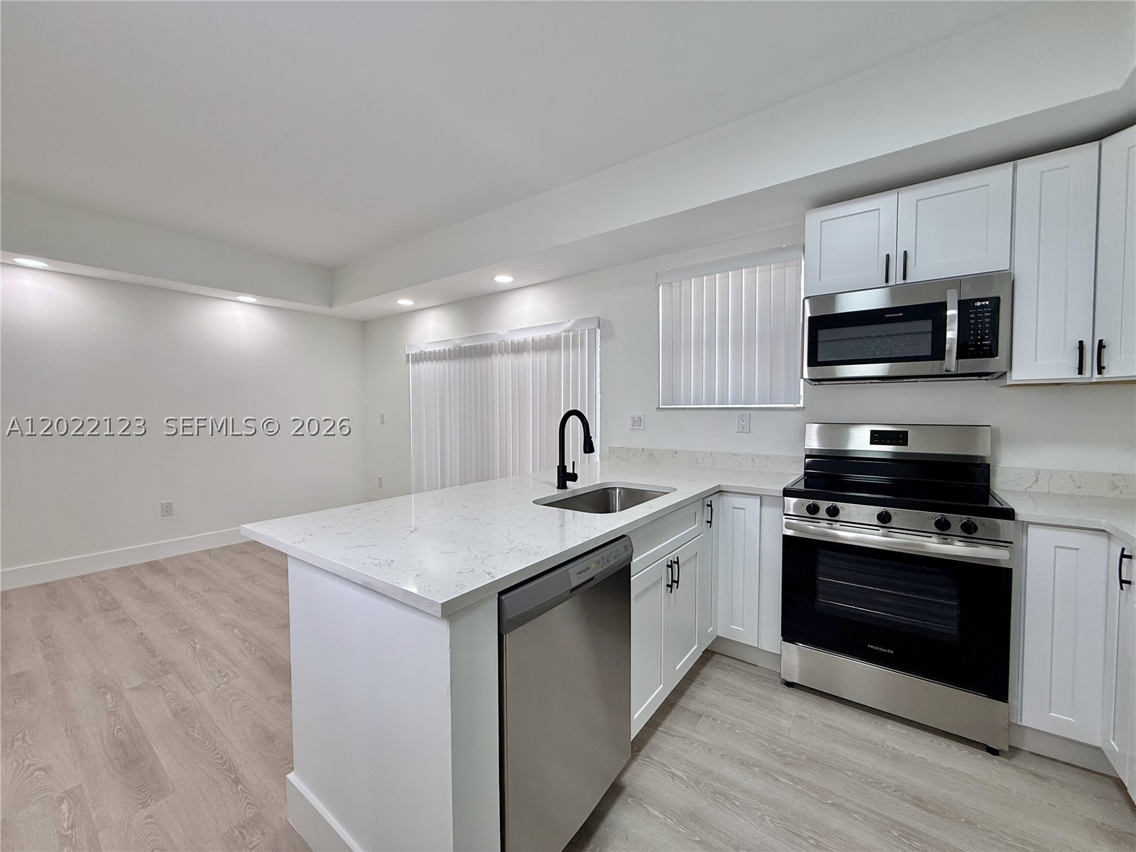 VERANDA AT DORAL CONDO NO - Residential