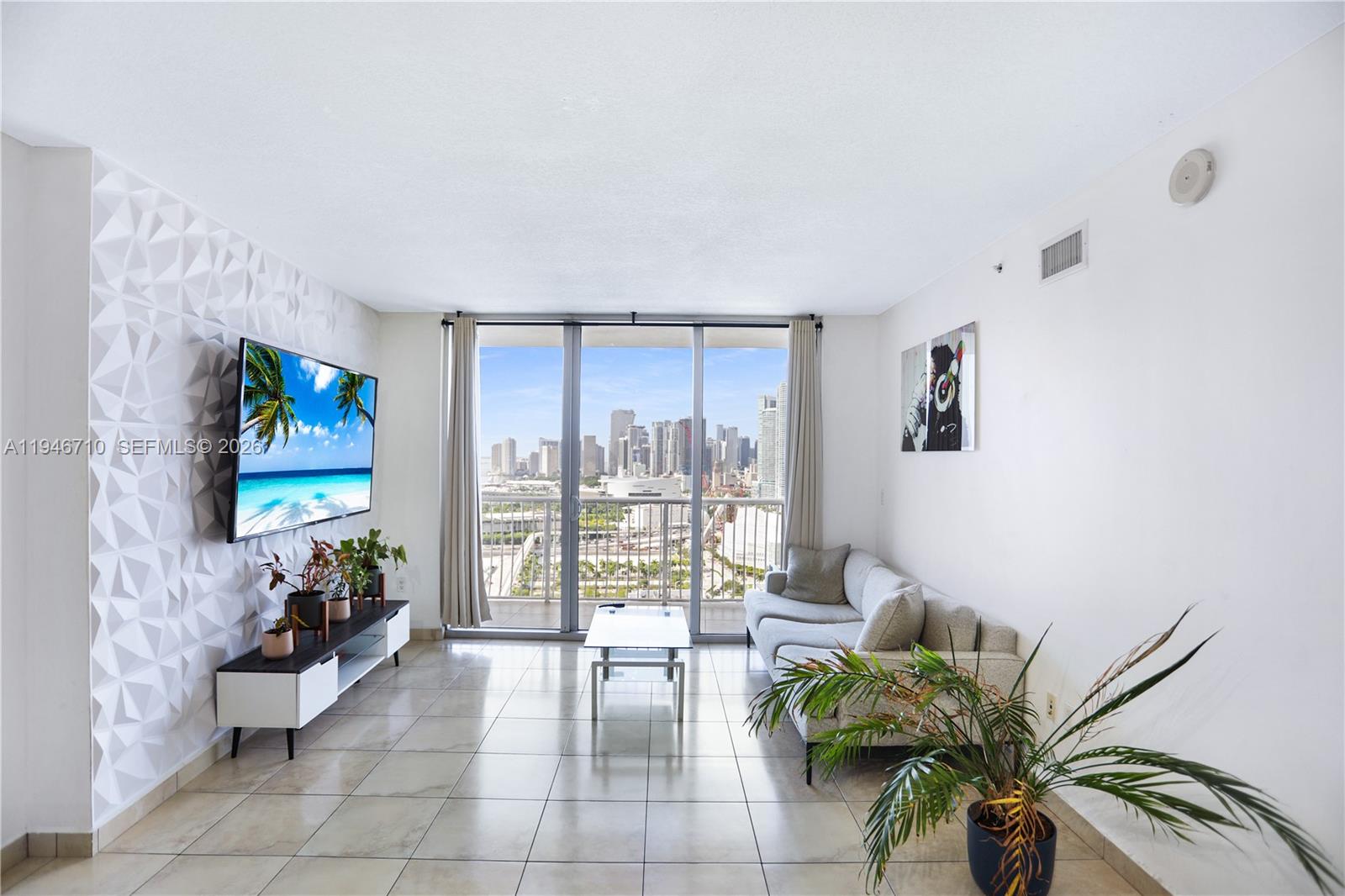 OPERA TOWER CONDO - Residential