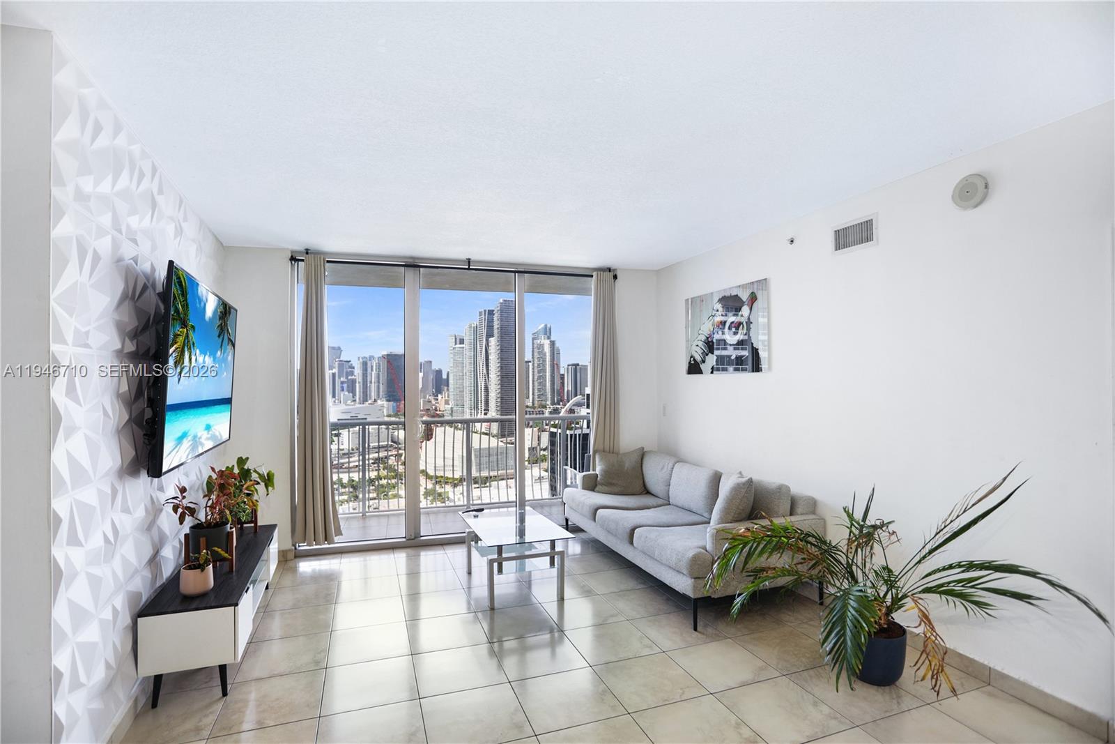 OPERA TOWER CONDO - Residential