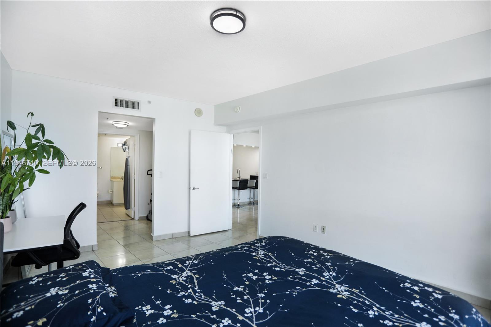 OPERA TOWER CONDO - Residential