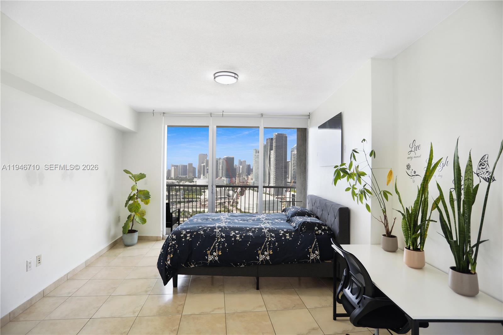 OPERA TOWER CONDO - Residential