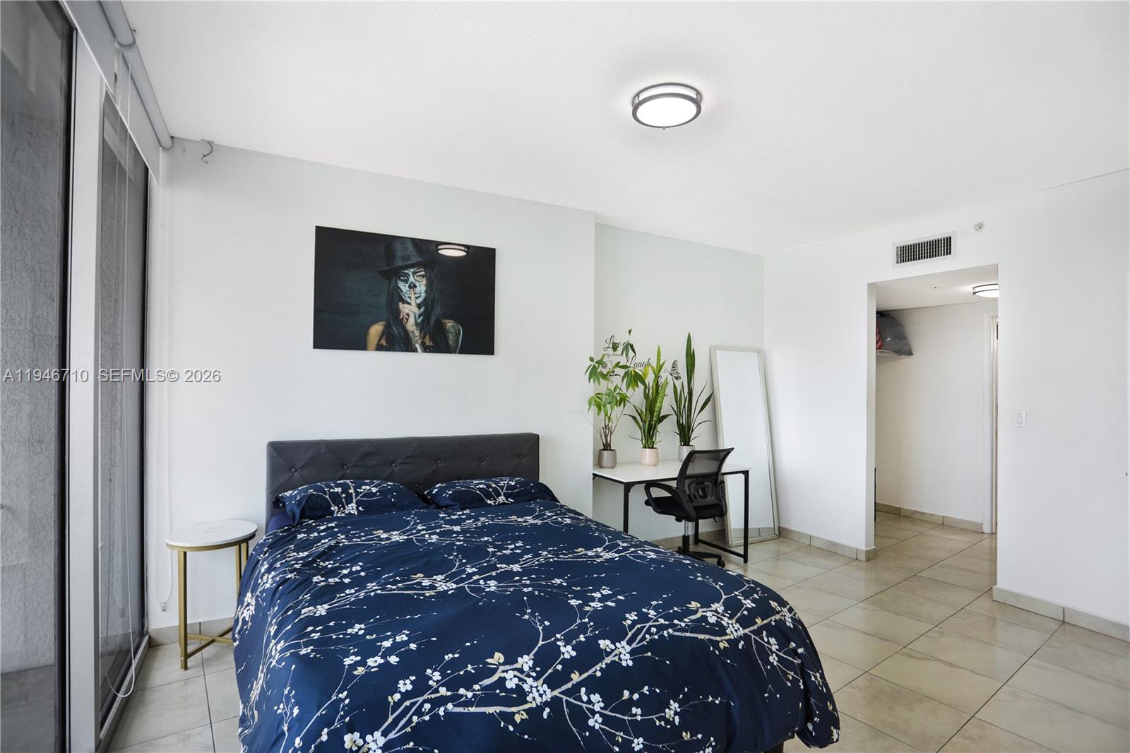 OPERA TOWER CONDO - Residential