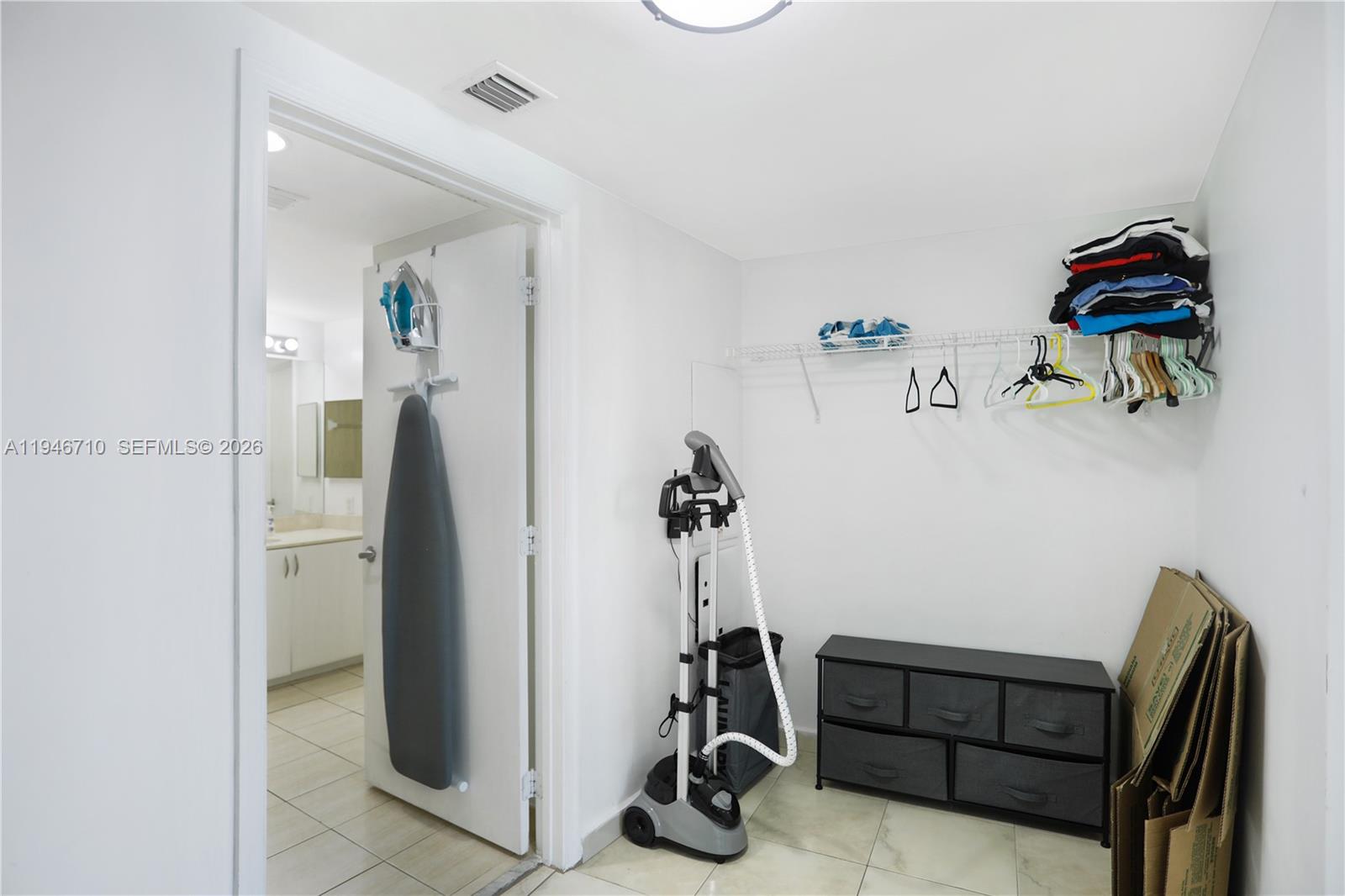 OPERA TOWER CONDO - Residential