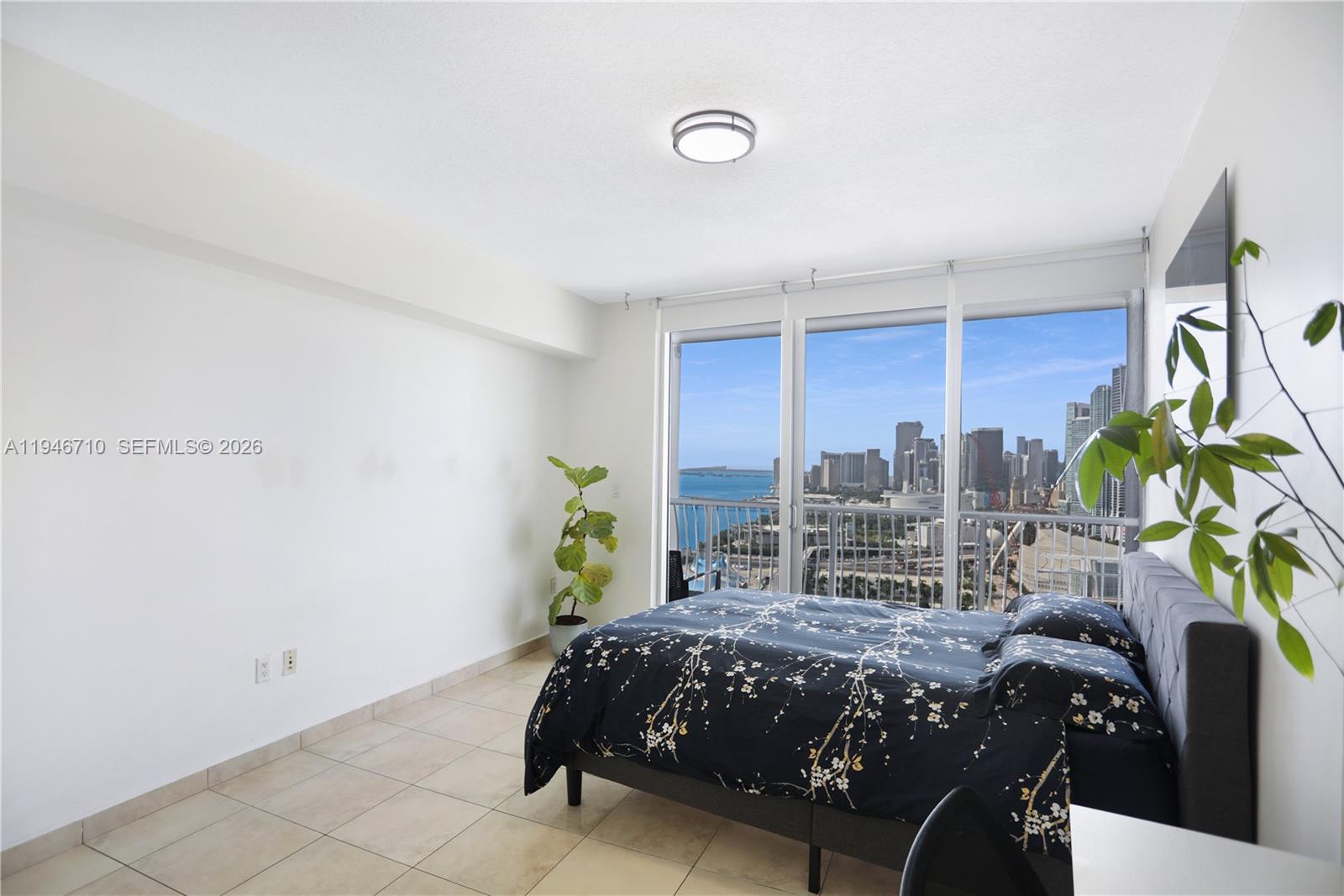 OPERA TOWER CONDO - Residential