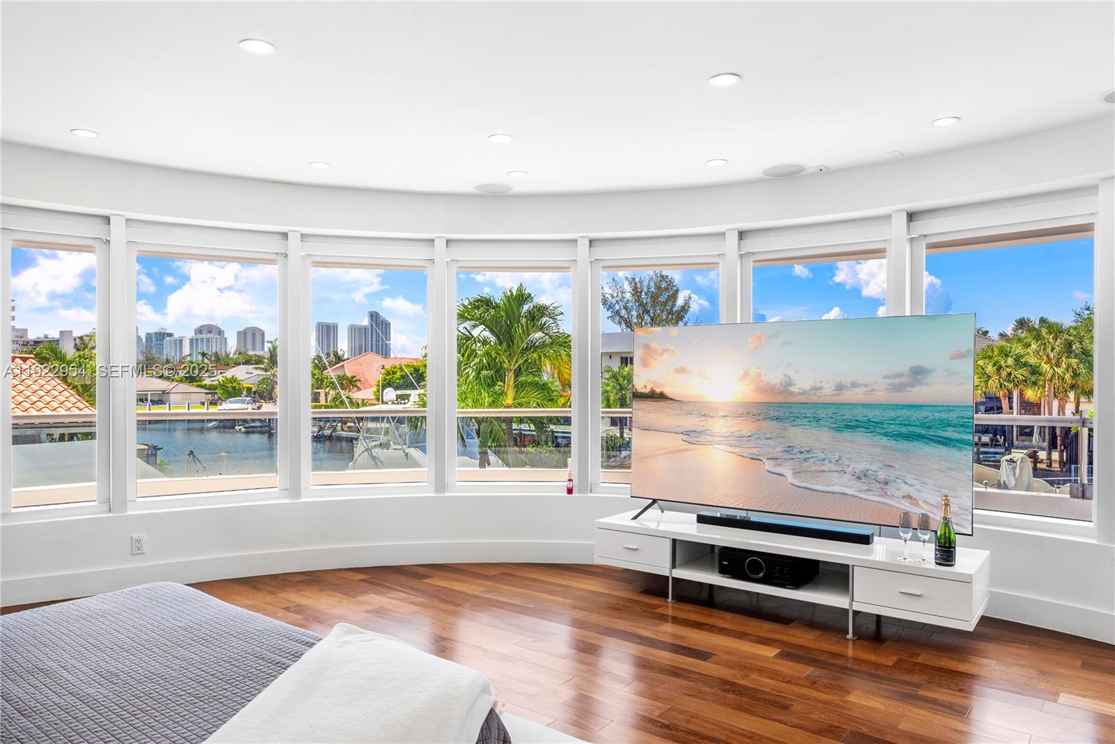 EASTERN SHORES 1ST ADDN - Residential