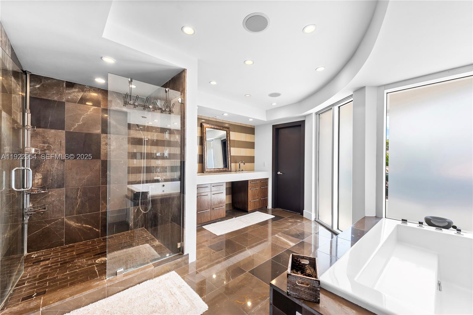 EASTERN SHORES 1ST ADDN - Residential