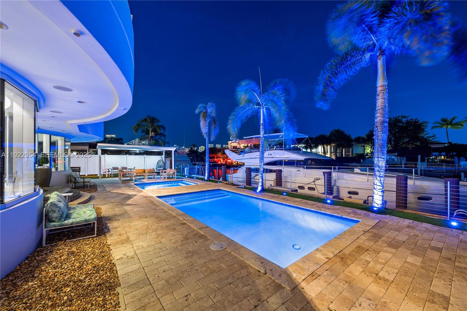 EASTERN SHORES 1ST ADDN - Residential