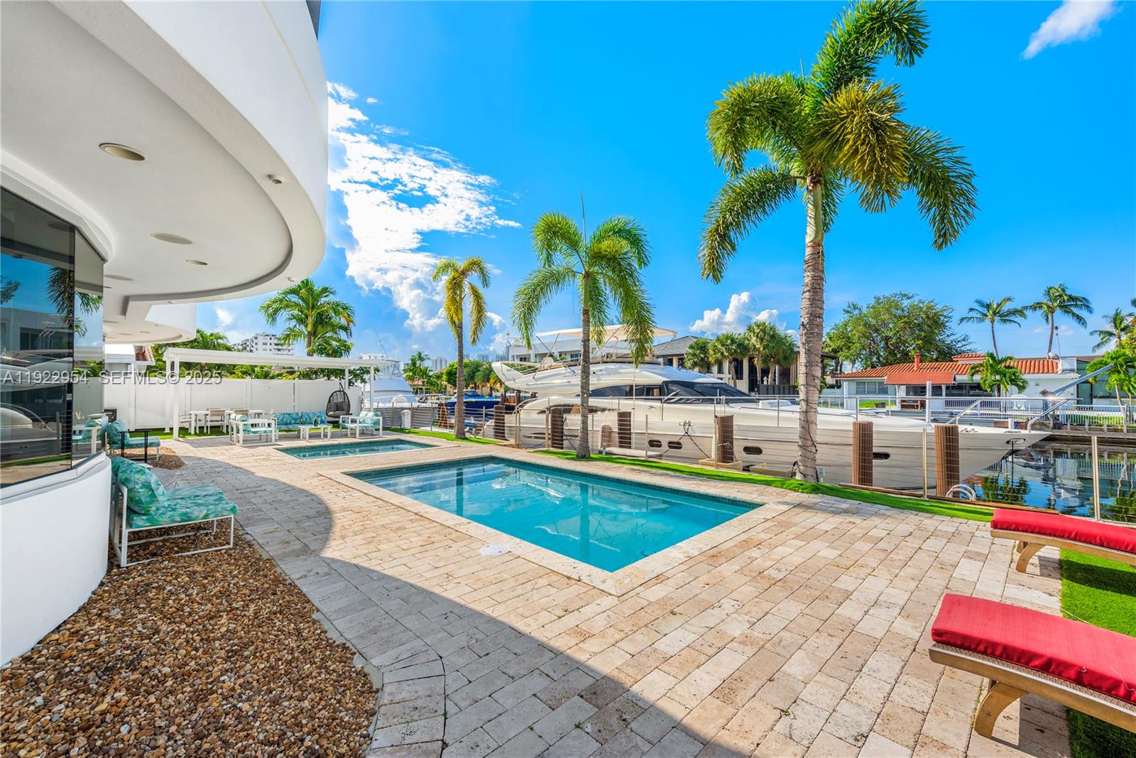 EASTERN SHORES 1ST ADDN - Residential